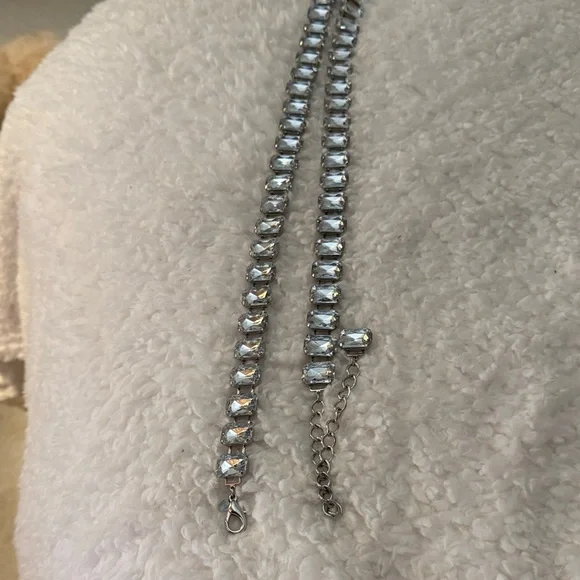 Elegant Silver Crystal Bracelet - Picture 1 of 2
